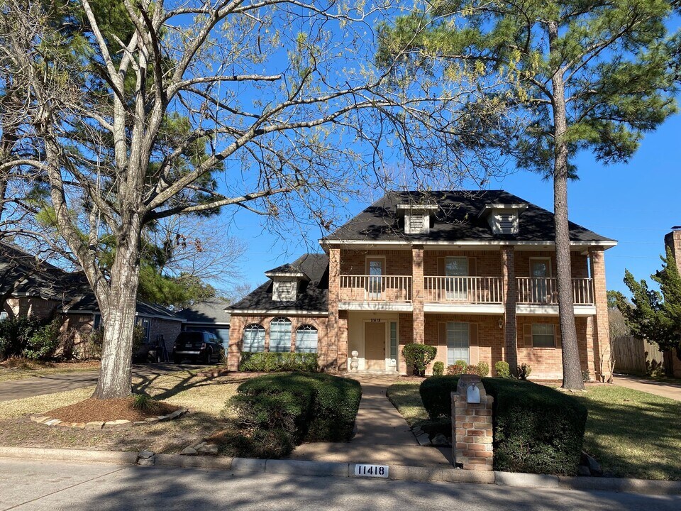 11418 Galbreath Dr in Houston, TX - Building Photo