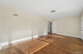 7625 General Sheridan Ln in Affton, MO - Building Photo - Building Photo