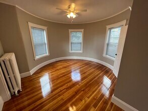 51 Ibbetson St, Unit 2 in Somerville, MA - Building Photo - Building Photo
