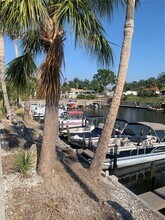 2310 Canalbluff Pl in Sarasota, FL - Building Photo - Building Photo