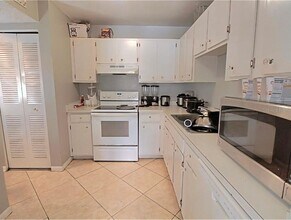 5125 Picadilly Circus Ct in Orlando, FL - Building Photo - Building Photo