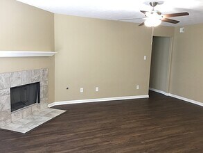 12227 Lavon Dr in Tomball, TX - Building Photo - Building Photo