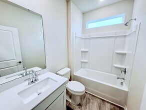 137 Somerset Ln in Central, SC - Building Photo - Building Photo