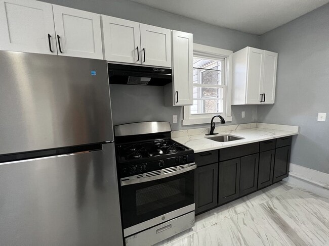 237-239 South 7th Street, 2R in Newark, NJ - Building Photo - Building Photo