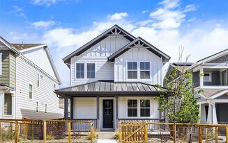 2691 E 102nd Pl in Thornton, CO - Building Photo