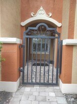 2631 SW 120th Terrace in Miramar, FL - Building Photo