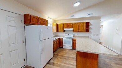 601 Kelly Ct in Kill Devil Hills, NC - Building Photo - Building Photo