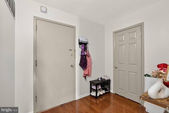 property at 825 N 29th St