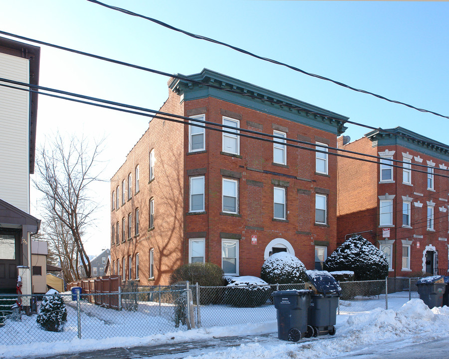 27-29 Whitmore St in Hartford, CT - Building Photo