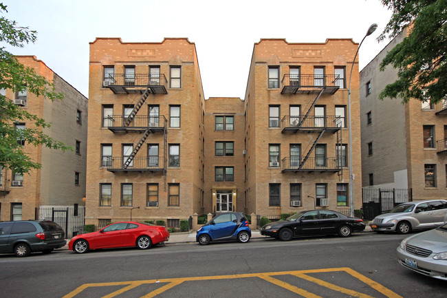 Crescent Street Apartments in Astoria, NY - Building Photo - Building Photo