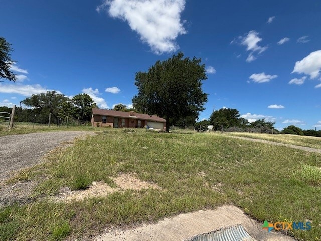 6186 Farm to Market 1715 in Lampasas, TX - Building Photo - Building Photo