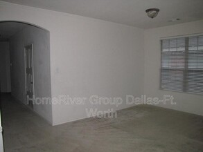 13245 Fieldstone Rd in Fort Worth, TX - Building Photo - Building Photo