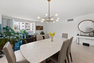 1658 Bay Rd in Miami Beach, FL - Building Photo - Building Photo