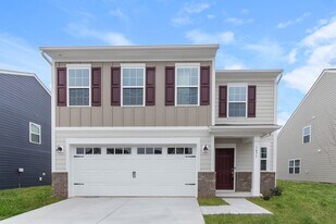 2801 Oldfield Dr in Monroe, NC - Building Photo