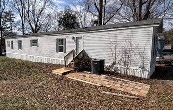 109 Embert Ln in Shelby, NC - Building Photo - Building Photo