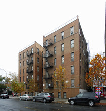 1165 Pugsley Ave in Bronx, NY - Foto de edificio - Building Photo