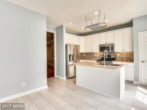 8507 Cameron St in Silver Spring, MD - Building Photo - Building Photo