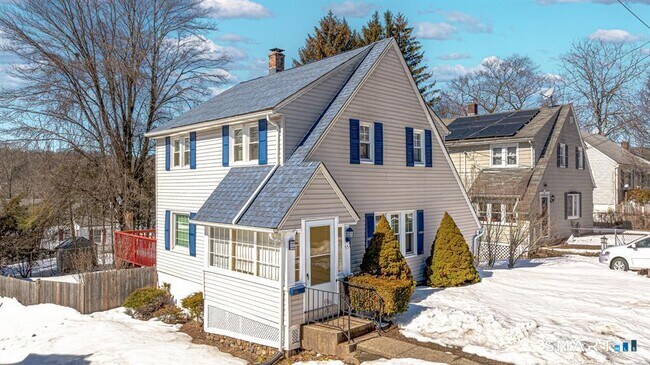 55 Bronx Ave in Waterbury, CT - Building Photo - Building Photo