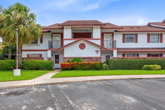 2454 NW 89th Dr in Coral Springs, FL - Building Photo - Building Photo