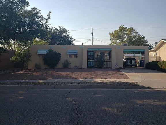 637 Jane St NE in Albuquerque, NM - Building Photo
