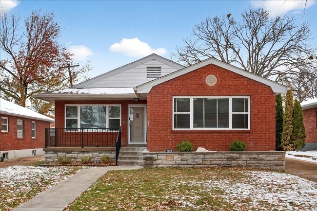 5855 Robert Ave in St. Louis, MO - Building Photo - Building Photo