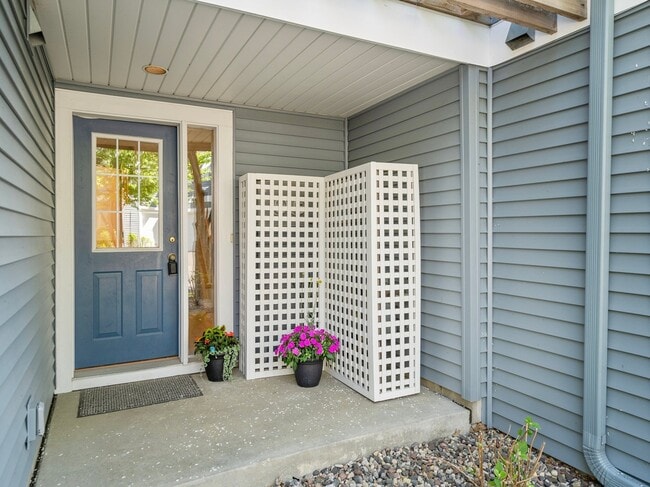 15625 24th Ave N in Minneapolis, MN - Building Photo - Building Photo