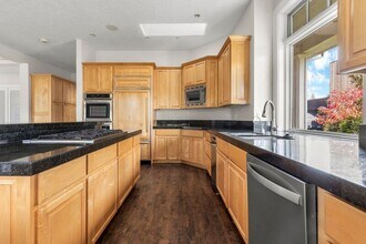 16275 NE Eilers Rd in Aurora, OR - Building Photo - Building Photo