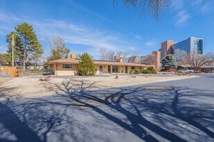 328 Mayfair Dr in Grand Junction, CO - Building Photo