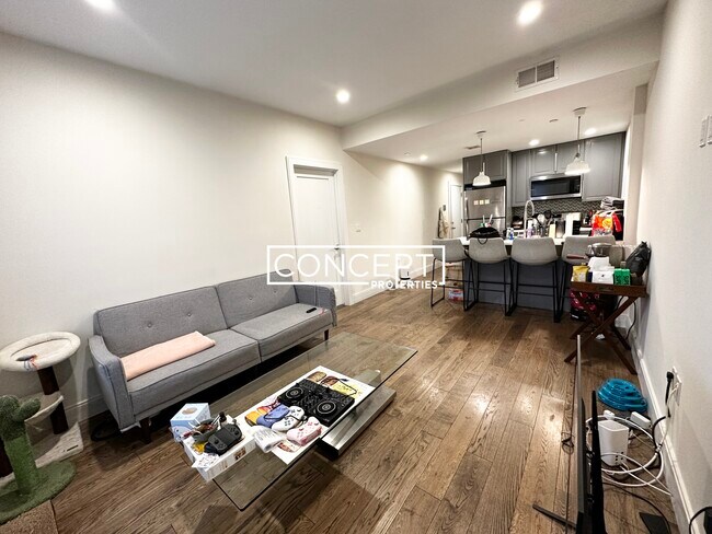 988 Tremont St in Boston, MA - Building Photo - Building Photo