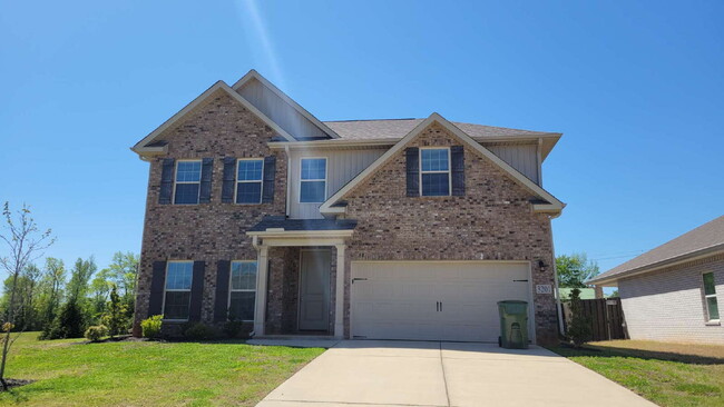property at 3201 Jordan Farm Cir NE