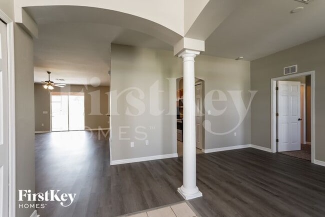 1820 NE 7th Ave in Cape Coral, FL - Building Photo - Building Photo