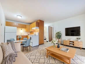 Rivers Edge Apartments in Jamestown, ND - Building Photo - Building Photo