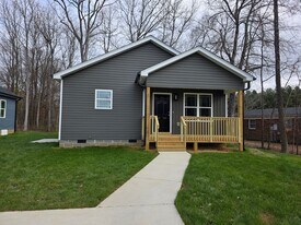 3 King Row in Thomasville, NC - Building Photo