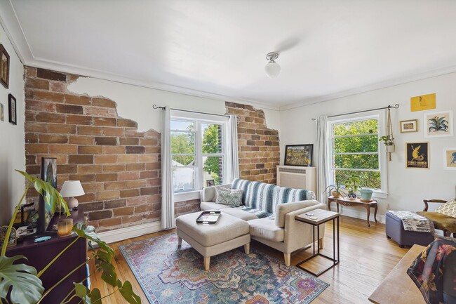 property at 2733 Girard Ave S