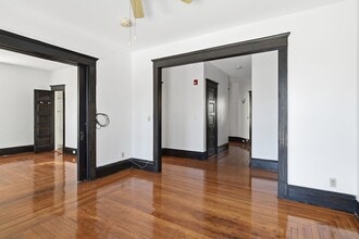 44 Bardwell St in South Hadley, MA - Building Photo - Building Photo