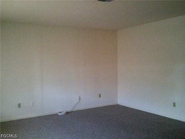 1405 Juddale St E in Lehigh Acres, FL - Building Photo - Building Photo