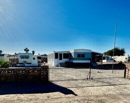 13291 E 40th St in Yuma, AZ - Building Photo