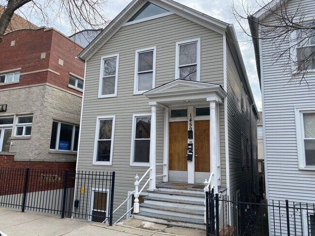 property at 1459 N Paulina St