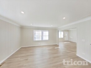 36493 N Hawthorne Ln in Ingleside, IL - Building Photo - Building Photo