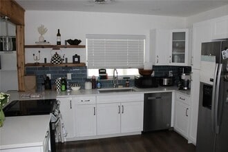 210 N Glen Ave in Tampa, FL - Building Photo - Building Photo