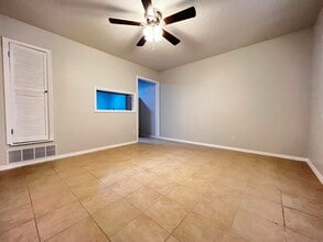 647 Soya Dr in Socorro, TX - Building Photo - Building Photo