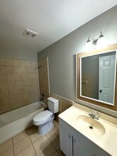 8253 Beacon Blvd in Ft. Myers, FL - Building Photo - Building Photo