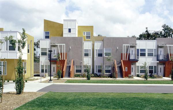 Tesoro Grove Apartments in San Diego, CA - Building Photo - Building Photo