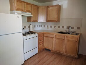 634 Lake Michigan Dr NW in Grand Rapids, MI - Building Photo - Building Photo