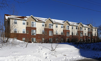 Lakes Run Apartments