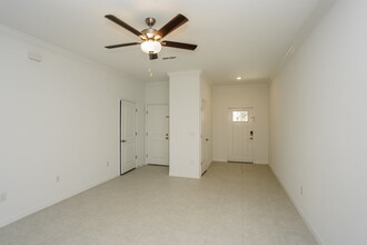 2153 Great Sapphire Ln, Unit 4-4309 in Lutz, FL - Building Photo - Building Photo