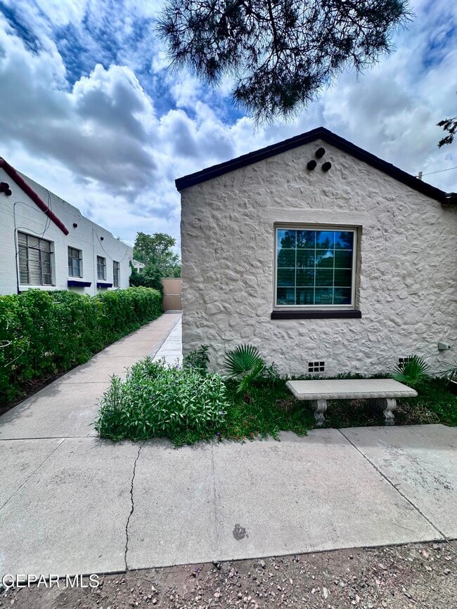 property at 900 Winter Dr