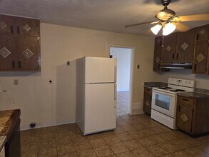 101 E Florida St in Deming, NM - Foto de edificio - Building Photo