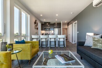 Jackson Apartments in Seattle, WA - Building Photo - Interior Photo