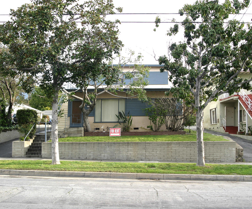 2501-2503 Montrose Ave in Montrose, CA - Building Photo